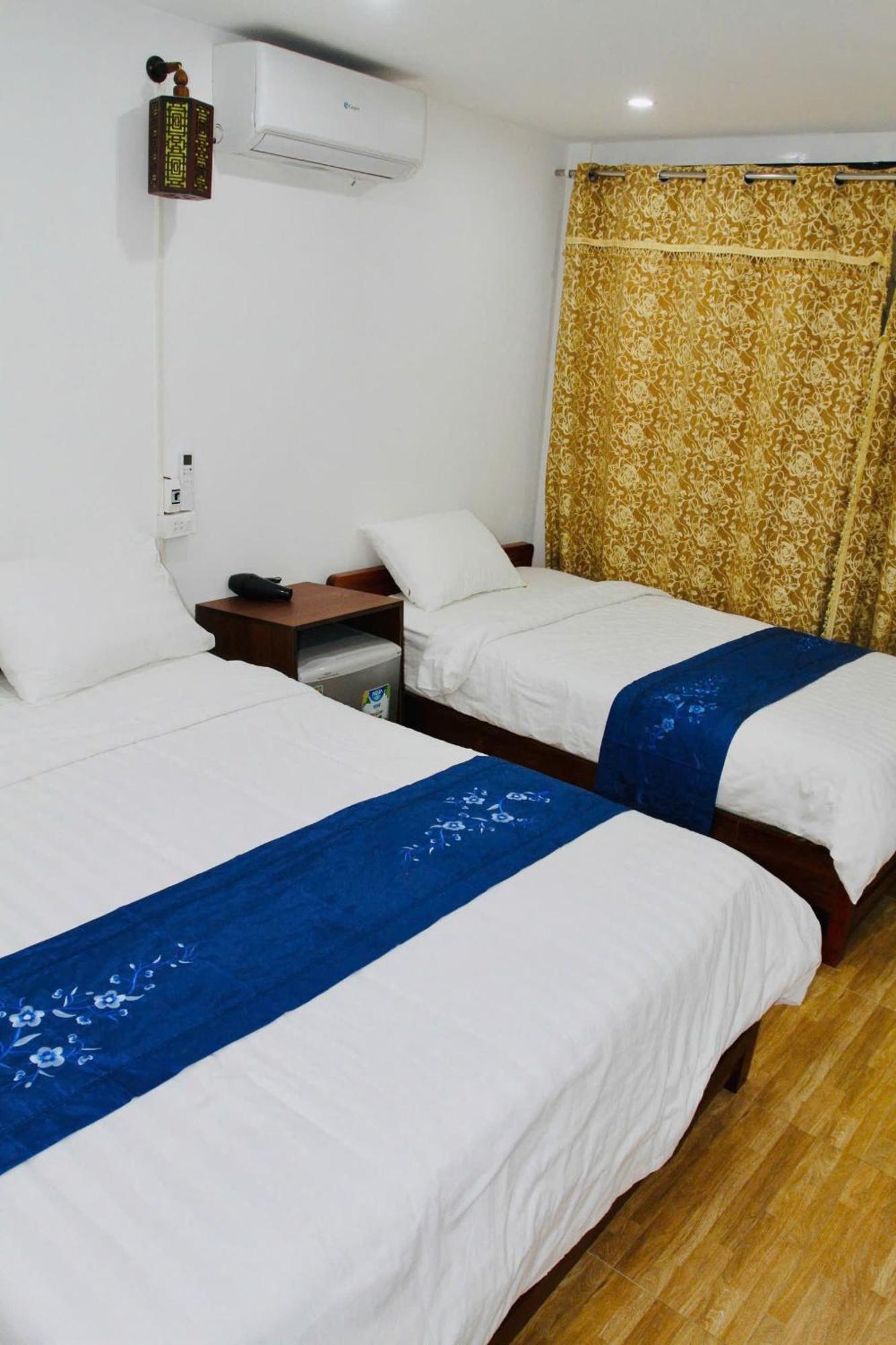 Agarwood Hostel Ханой Екстериор снимка